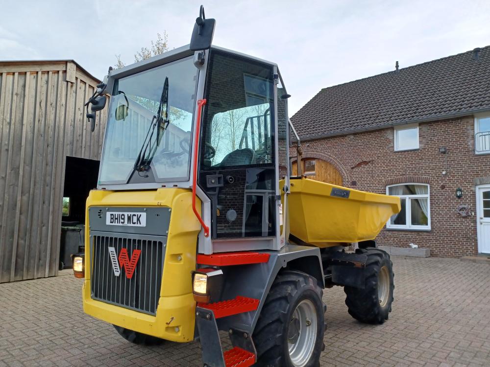 2 354 Wacker Neuson DV60 – Camião Basculante com Plataforma (Visão Dupla)
