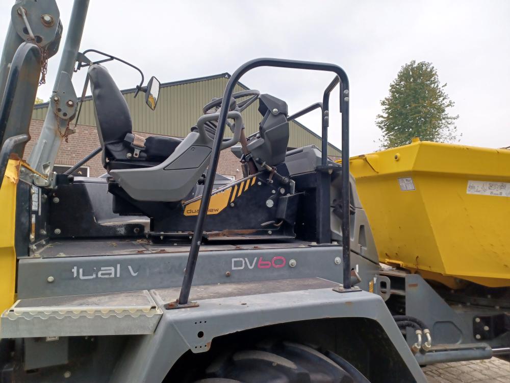 2 367 Wacker Neuson DV60