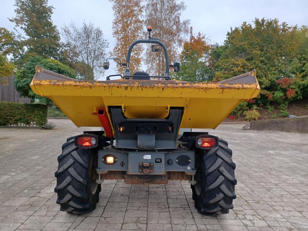 2 367 Wacker Neuson DV60