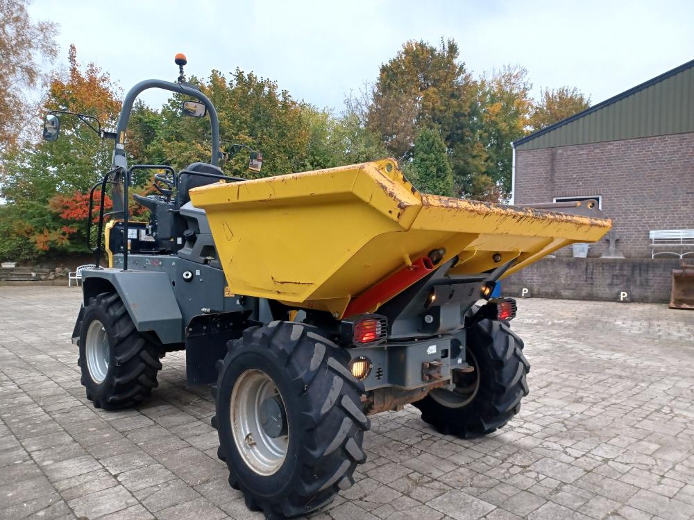 2 367 Wacker Neuson DV60