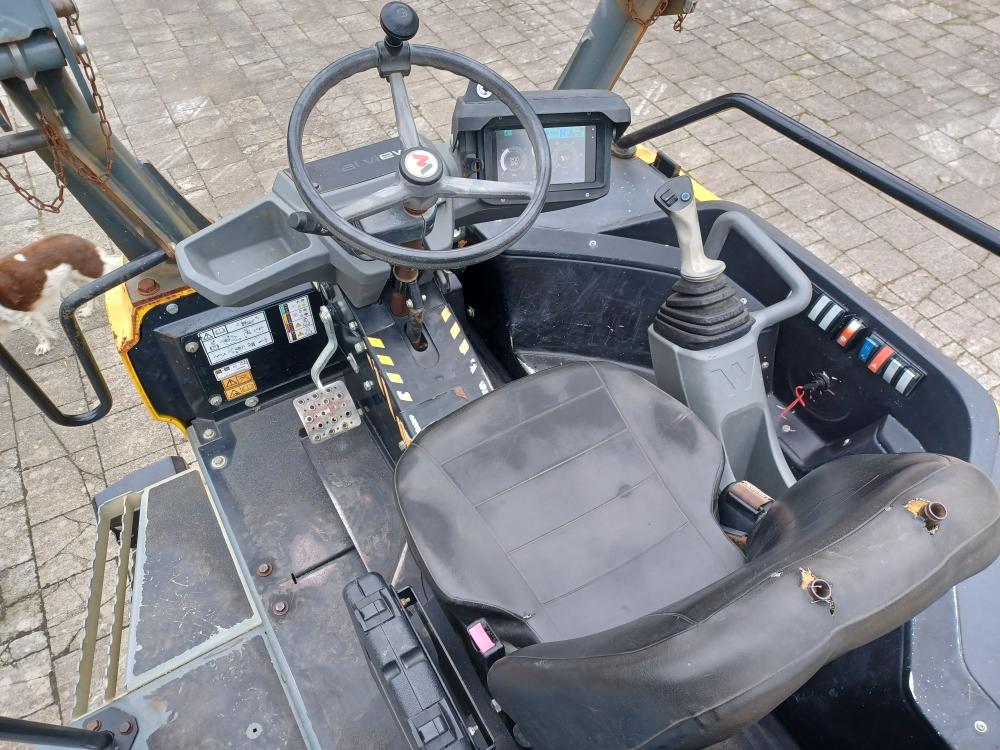 2 367 Wacker Neuson DV60