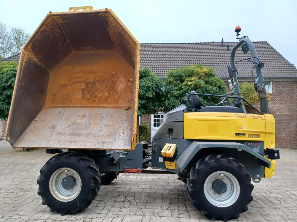 2 367 Wacker Neuson DV60