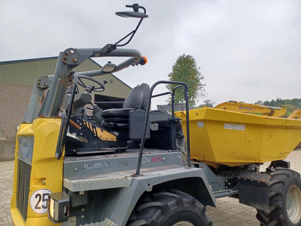 2 367 Wacker Neuson DV60