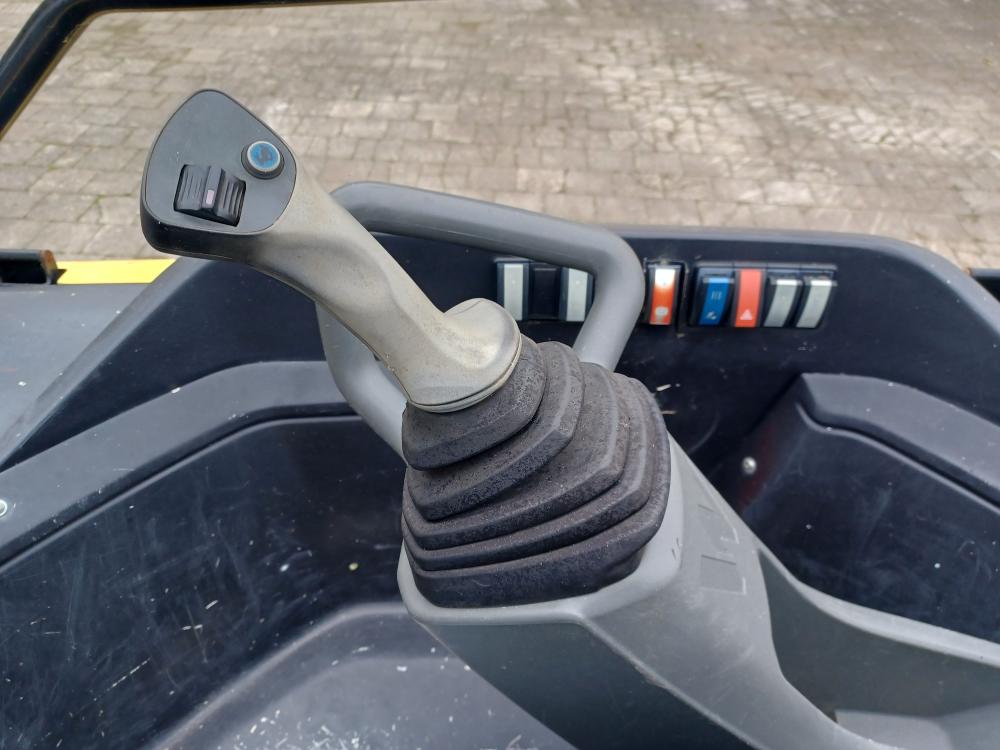 2 367 Wacker Neuson DV60