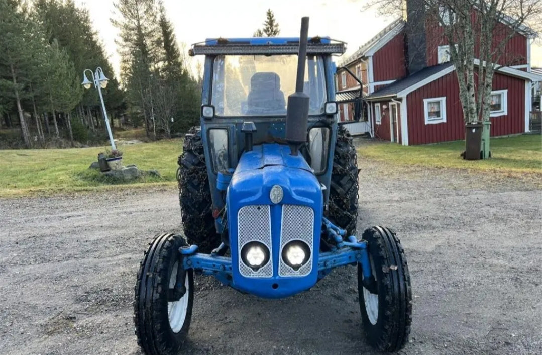 Ford son Dexta Mark