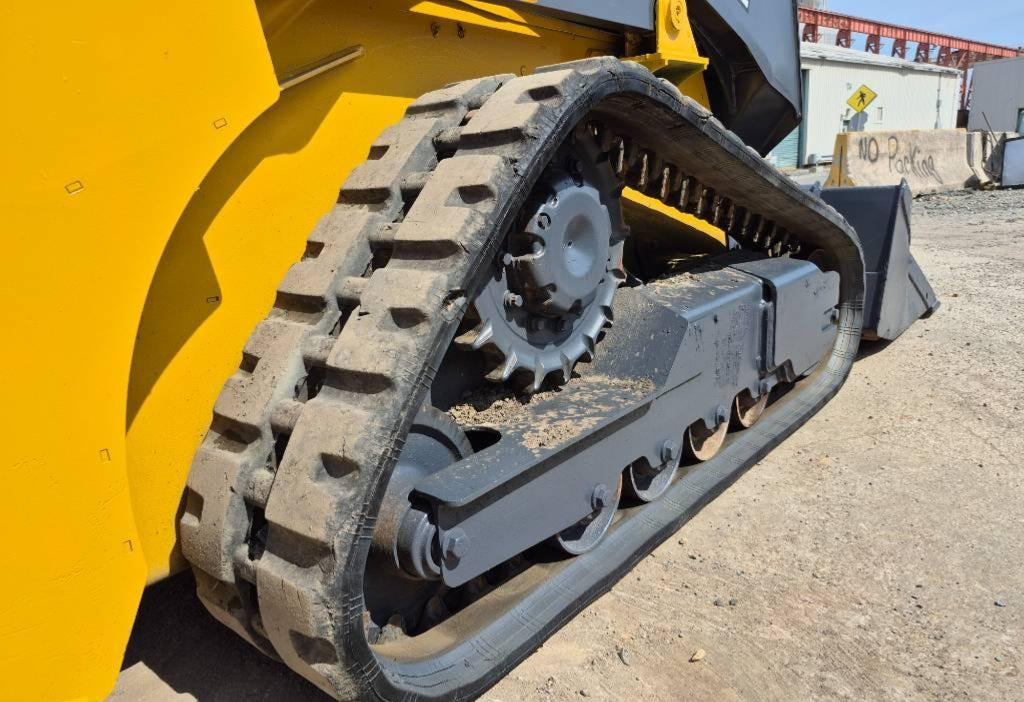 John Deere 317