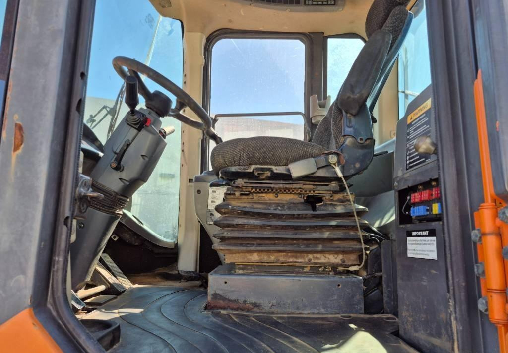 Doosan DL 250-3
