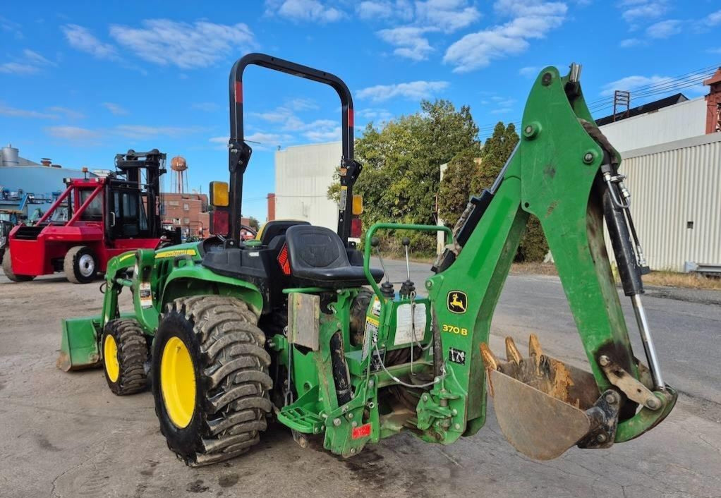 John Deere 3032 E