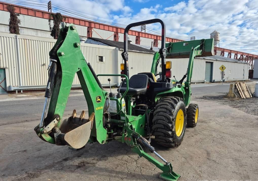 John Deere 3032 E