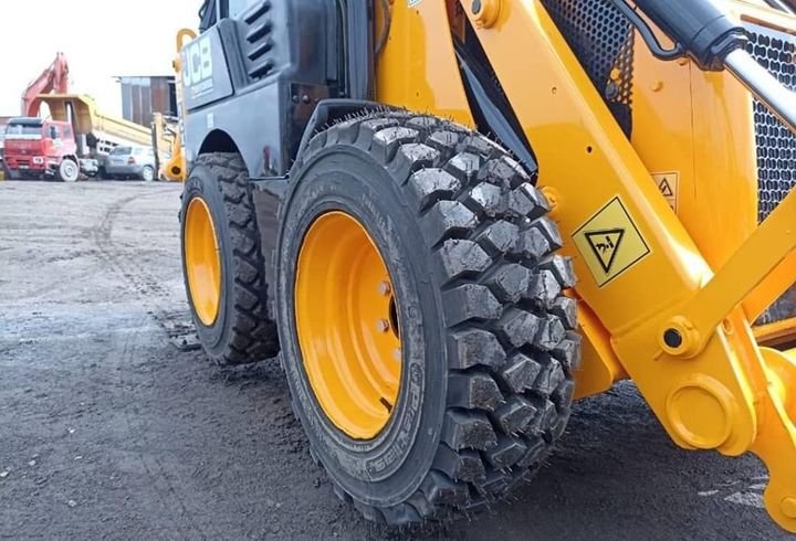 JCB 1CX 2016