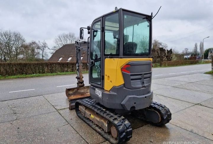 Volvo ECR25D