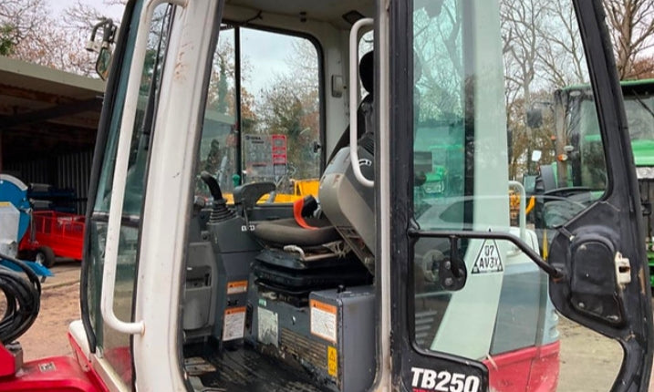 Takeuchi TB250