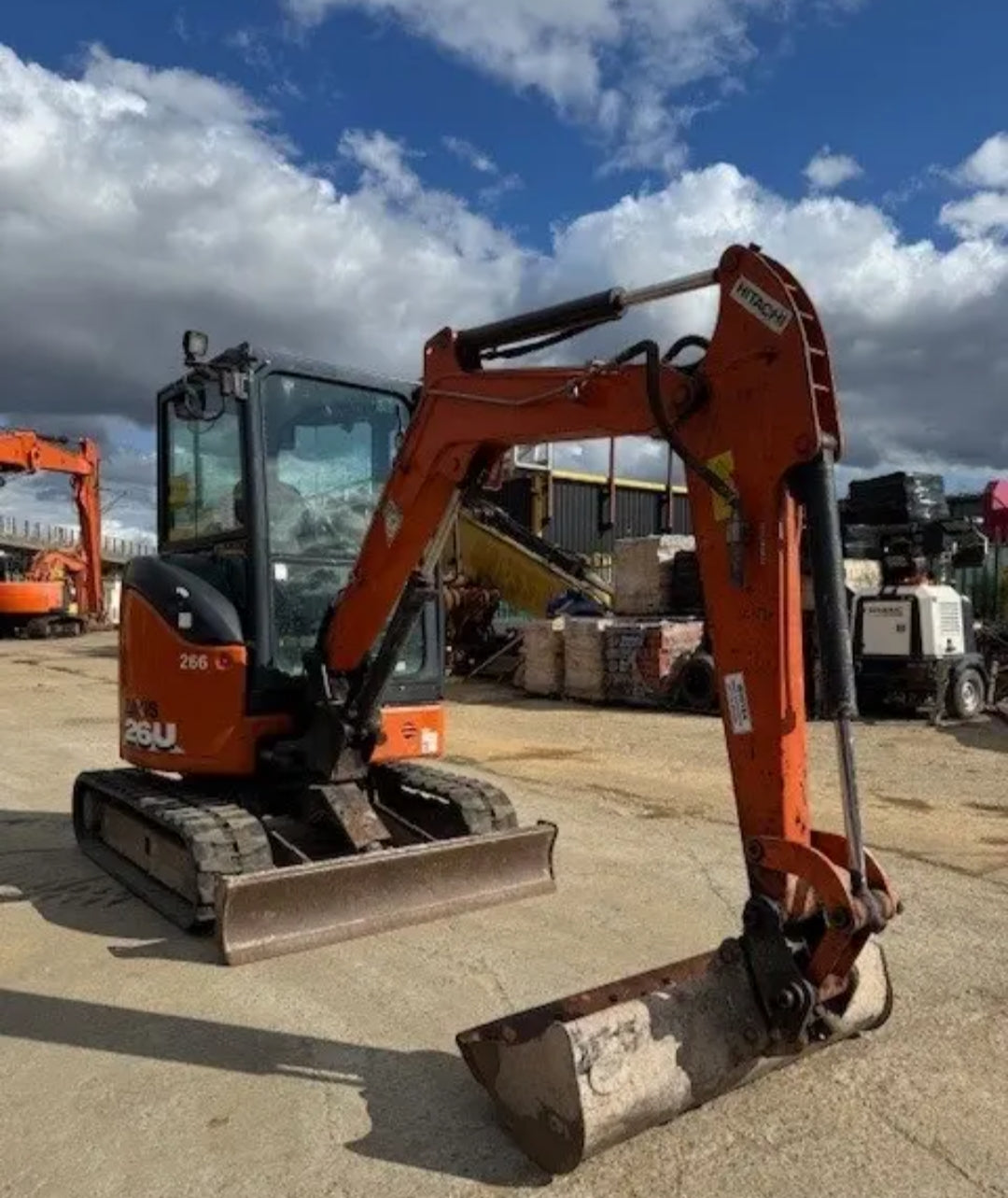 Hitachi ZX 26 U-6 CR