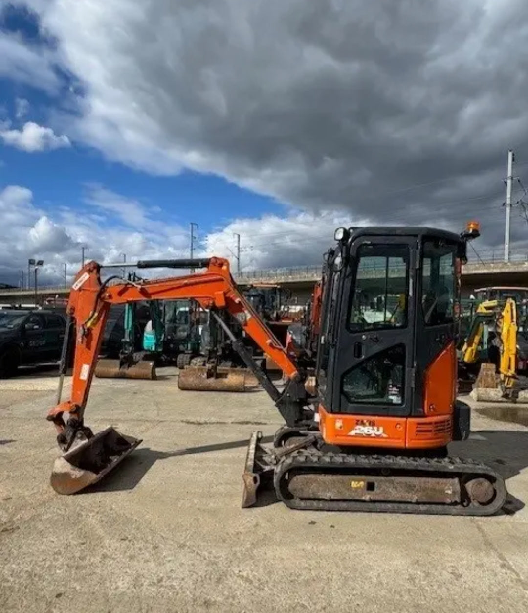 Hitachi ZX 26 U-6 CR