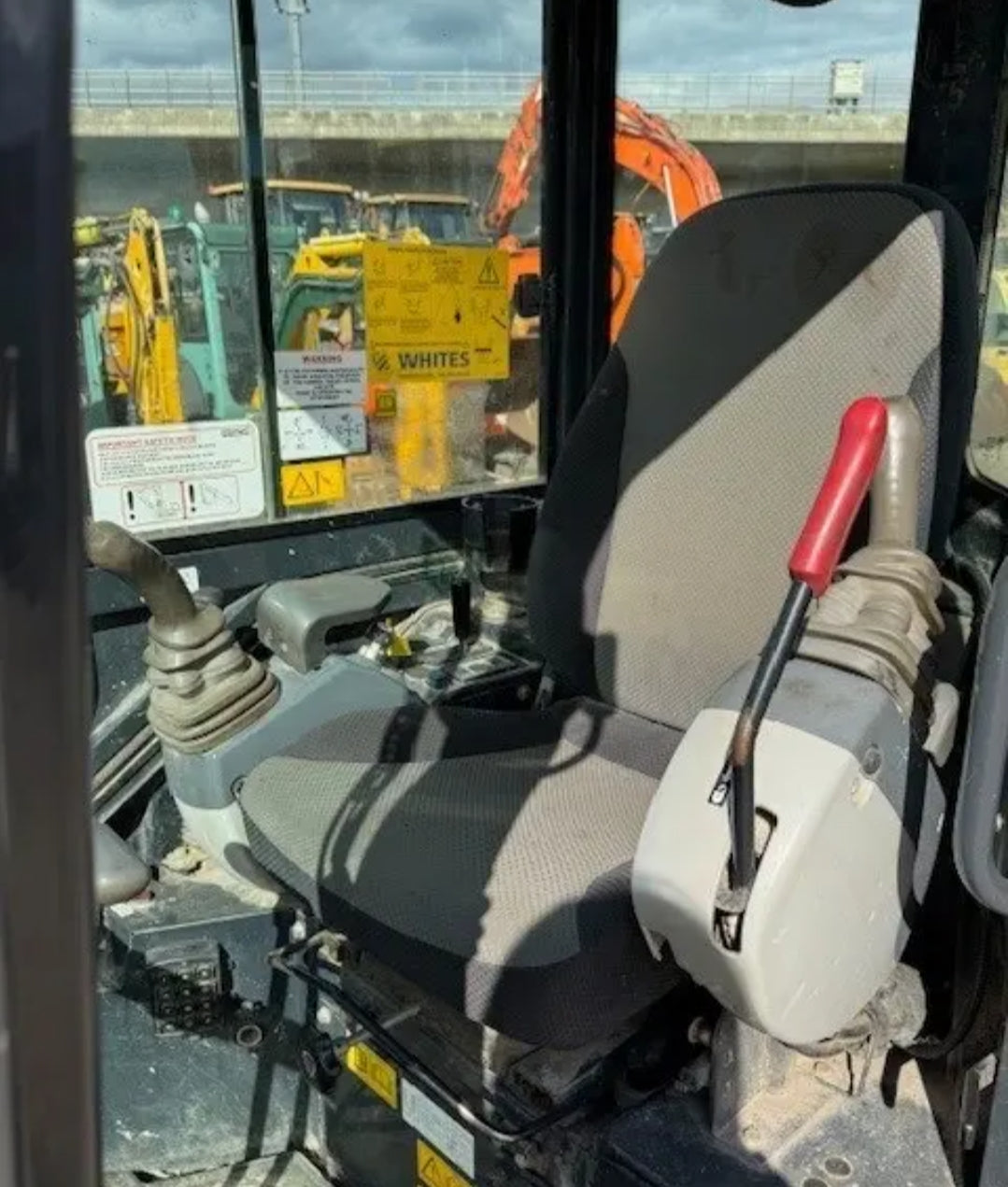 Hitachi ZX 26 U-6 CR