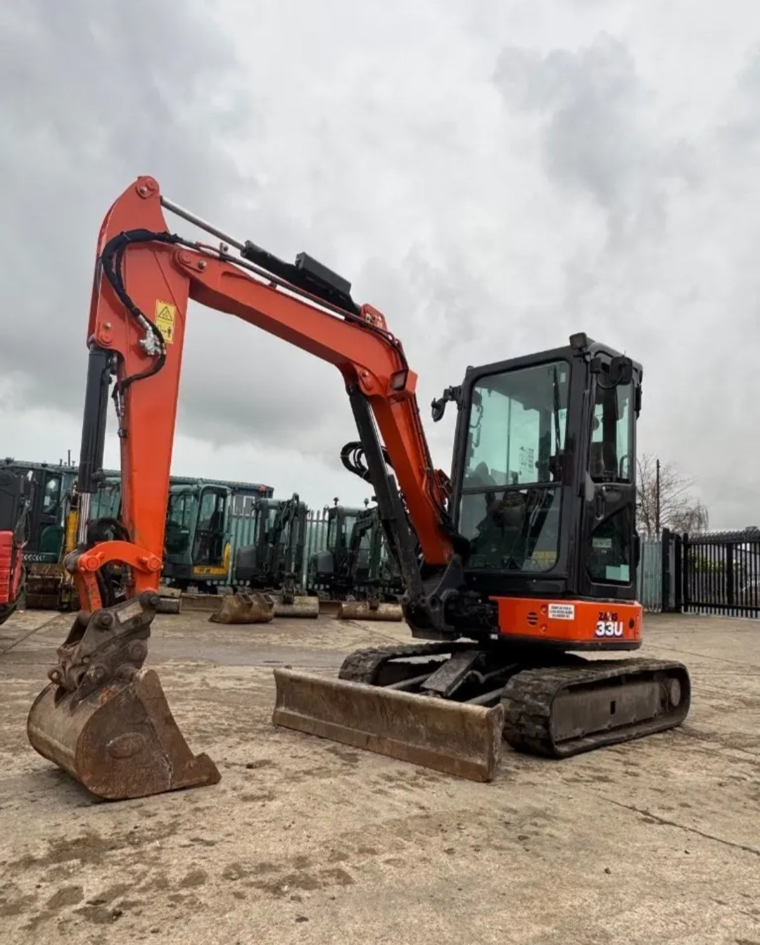 Hitachi ZX 33 U-6