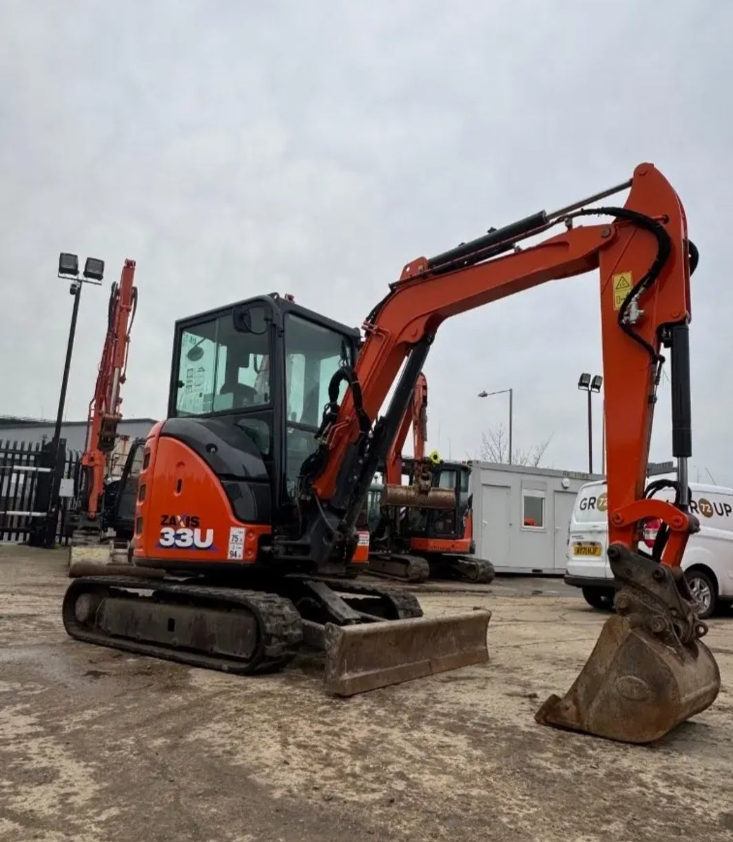 Hitachi ZX 33 U-6