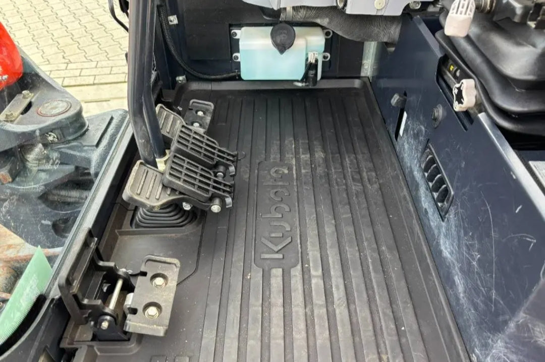 Kubota KX027-4