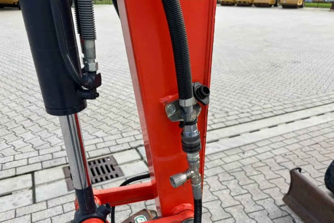 Kubota KX027-4