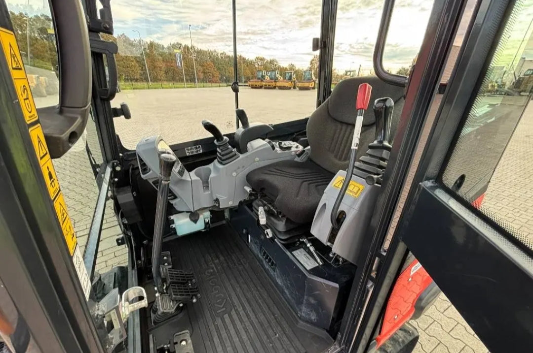 Kubota KX027-4