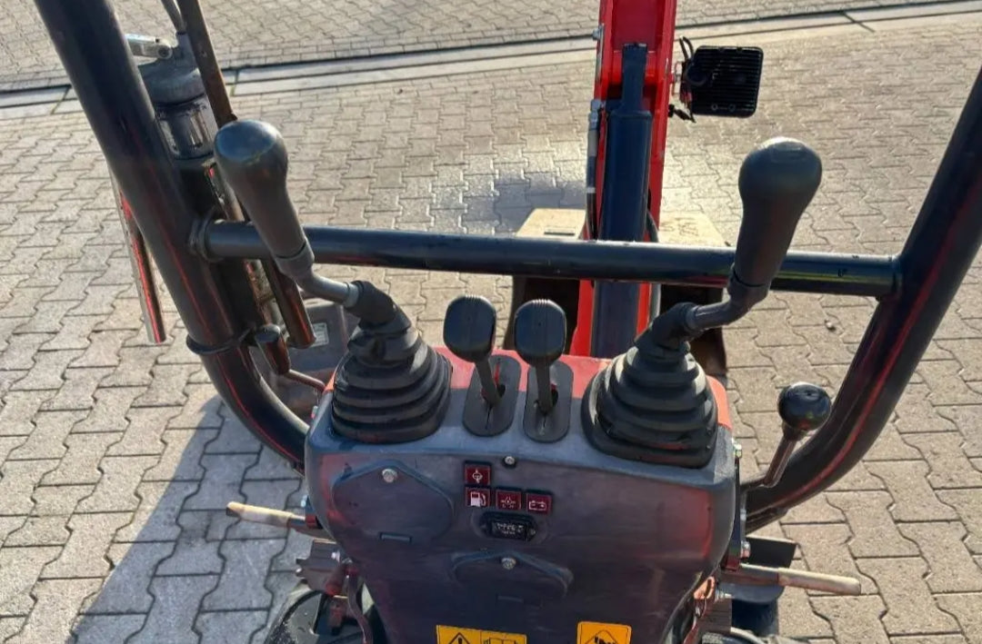 KUBOTA U10-3