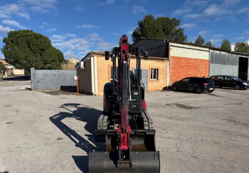 Yanmar Vio 26