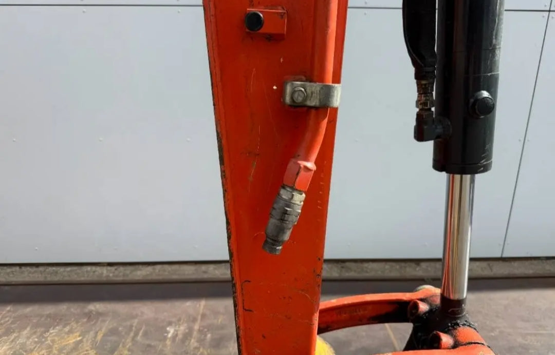 Kubota KX037-4
