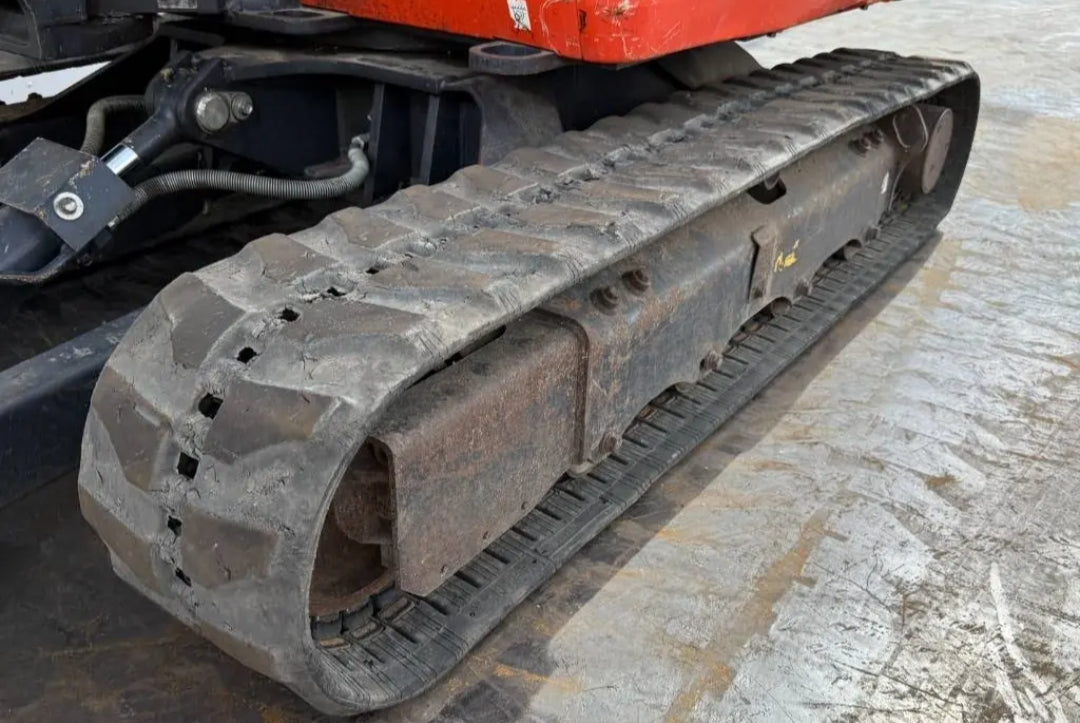 Kubota KX037-4