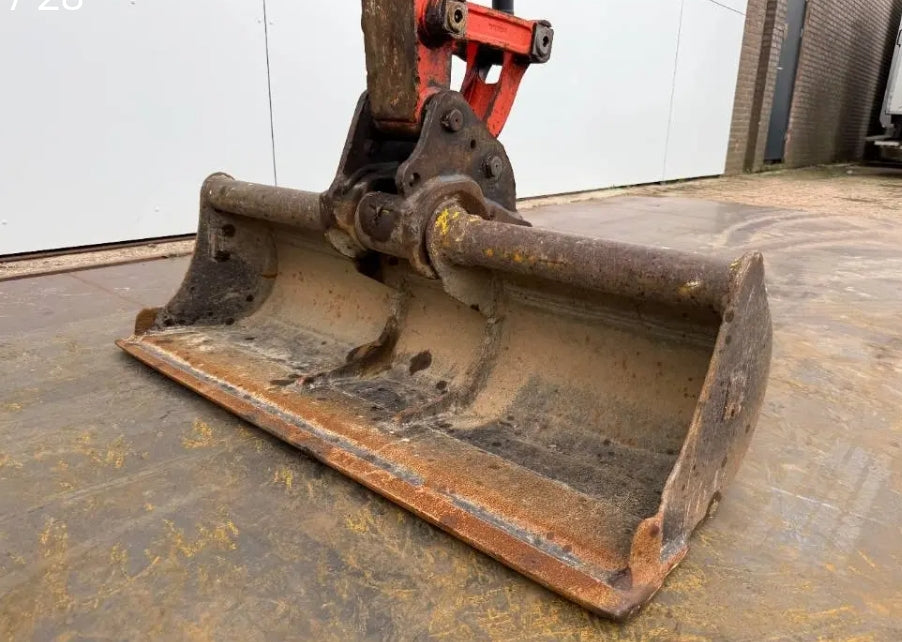 Kubota KX027-4