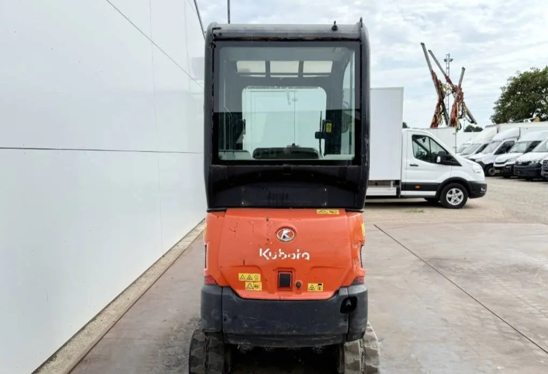 Kubota KX016-4