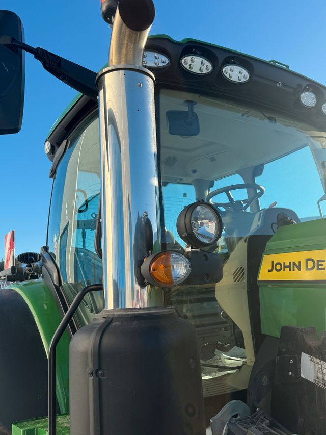 Trator Agrícola John Deere 6R250