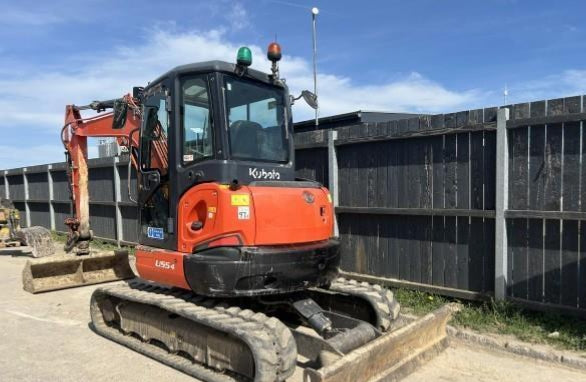 Kubota U55-4