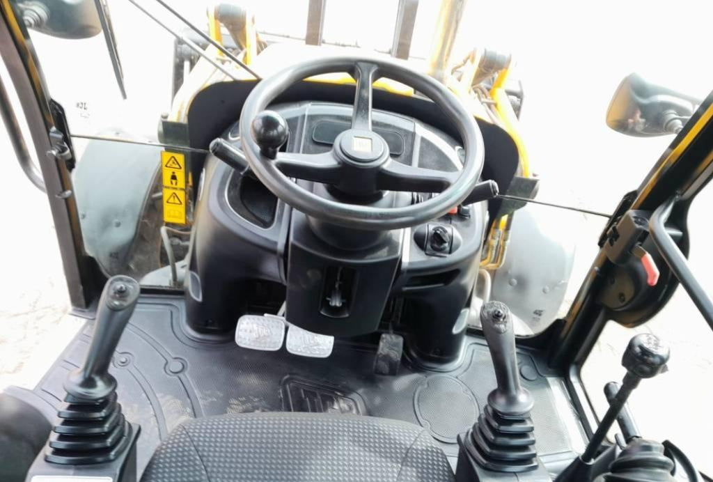 JCB 3CX,2014