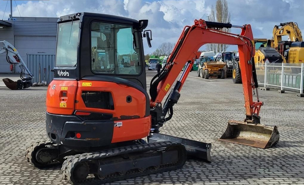 KUBOTA U36-4,2022